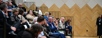 Alexandre ANDRE prend la parole pendant la soirée e-santé ESEA en Haute-Vienne