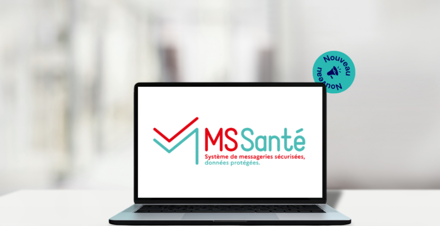 Un ordinateur ouvert sur un bureau, qui affiche sur son écran le logo de la messagerie sécurisée de santé MSSanté