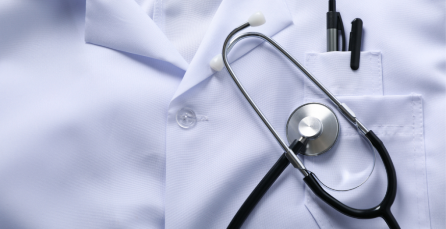 Blouse médicale et stéthoscope